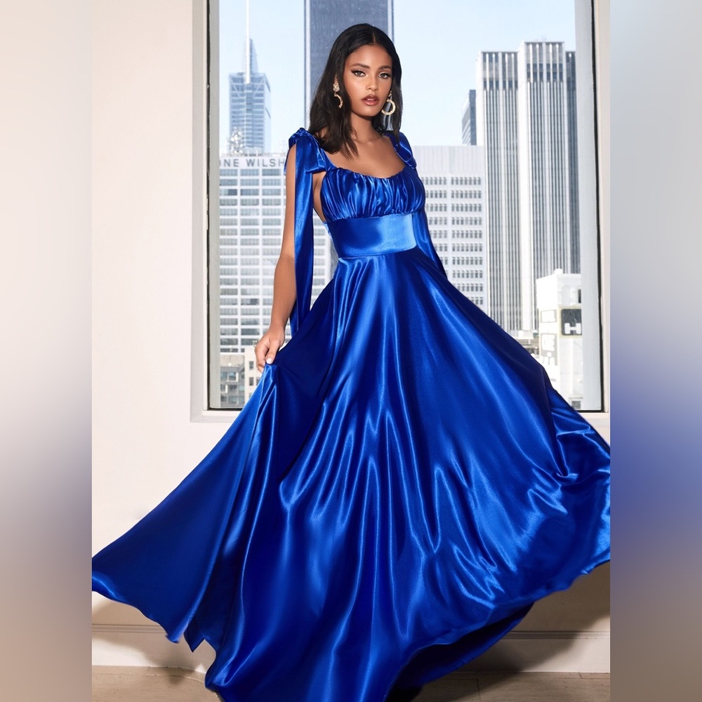 Dress very soft fabric